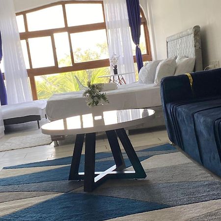 Beachfront Bliss Villa 디아니 해변 외부 사진